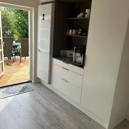 Small House With 4 Beds Appartement